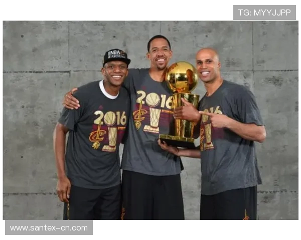 弗莱：詹姆斯追求的不仅是胜利更是历史最佳球员的荣耀